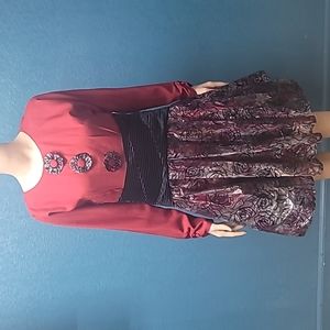 Size medium dress from FYI